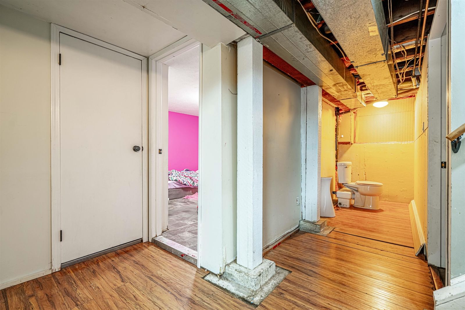 Listing Image 13