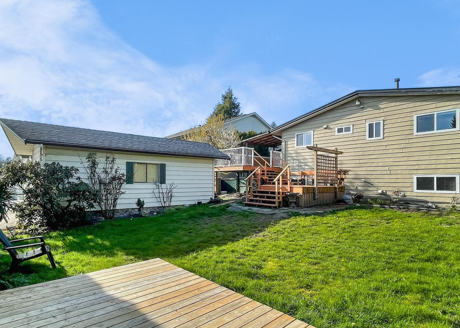 Listing Image 14