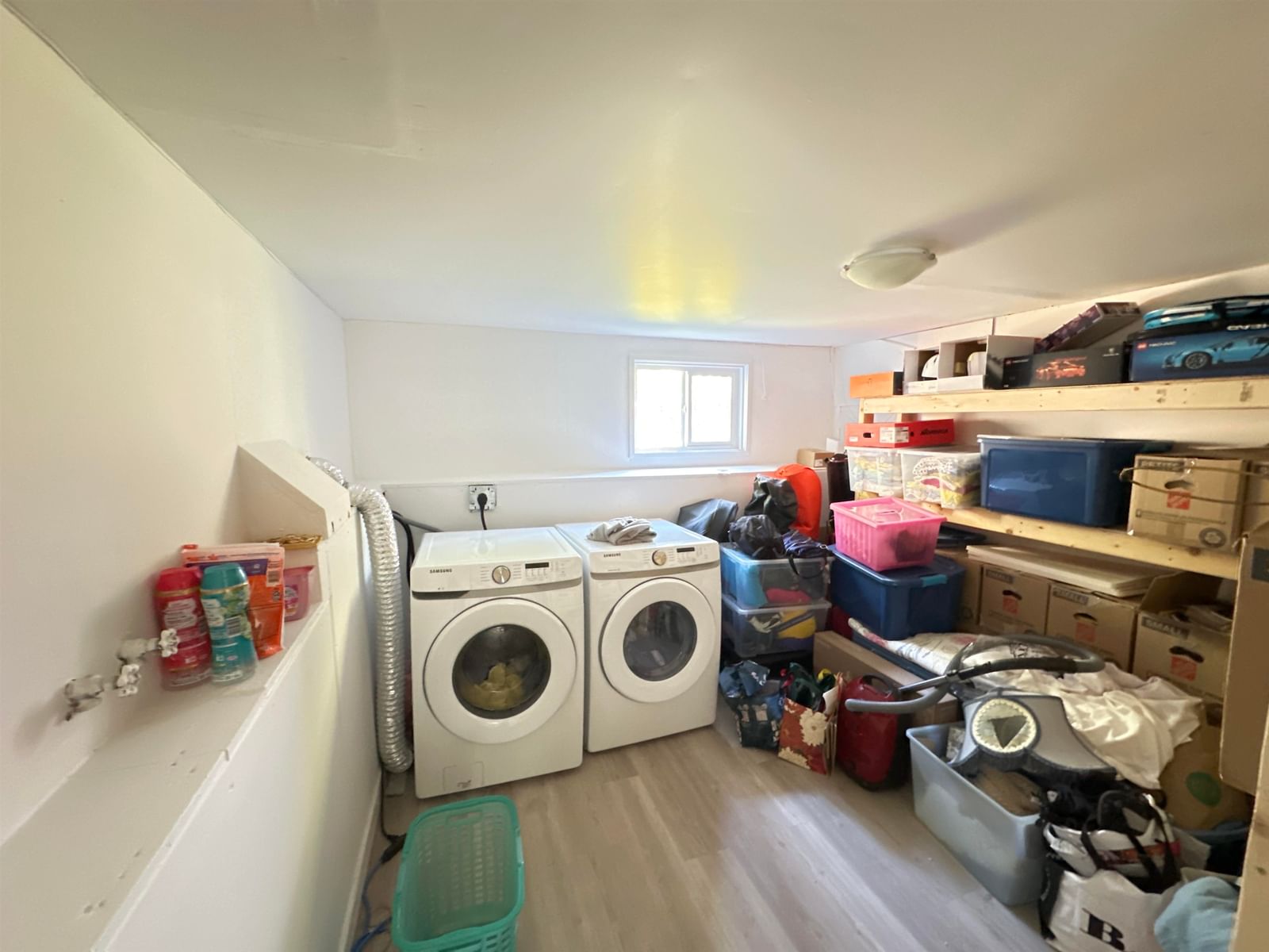 Listing Image 12