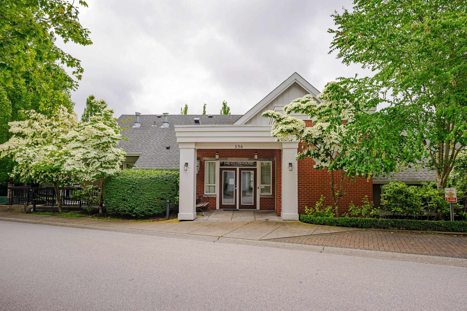 Listing Image 32