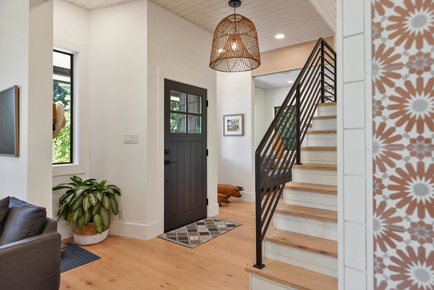 Listing Image 18