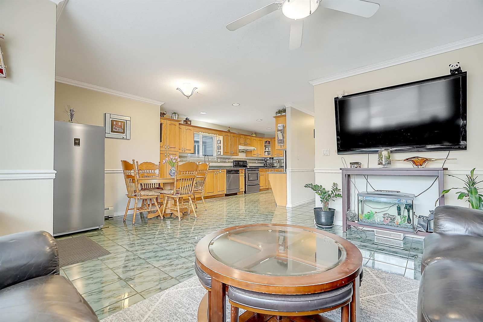 Listing Image 16