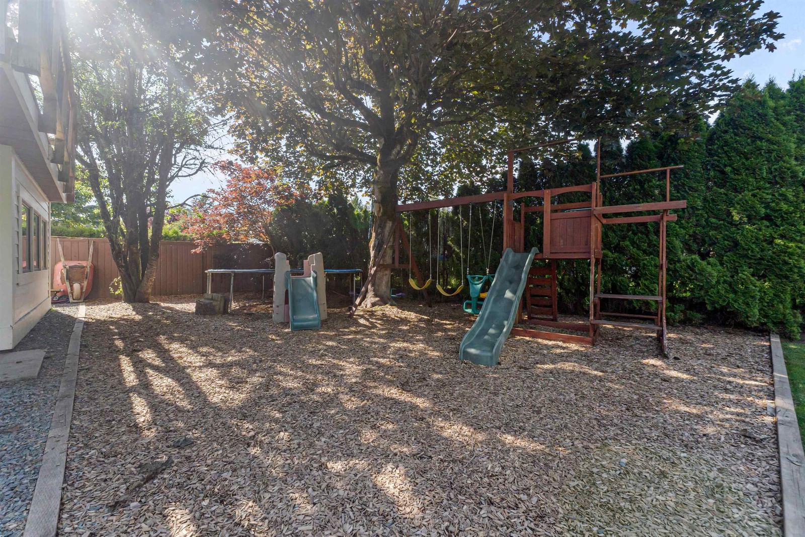Listing Image 37