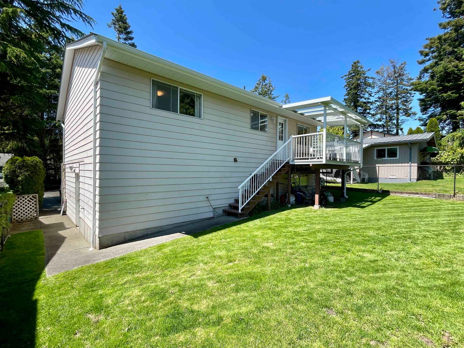 Listing Image 17
