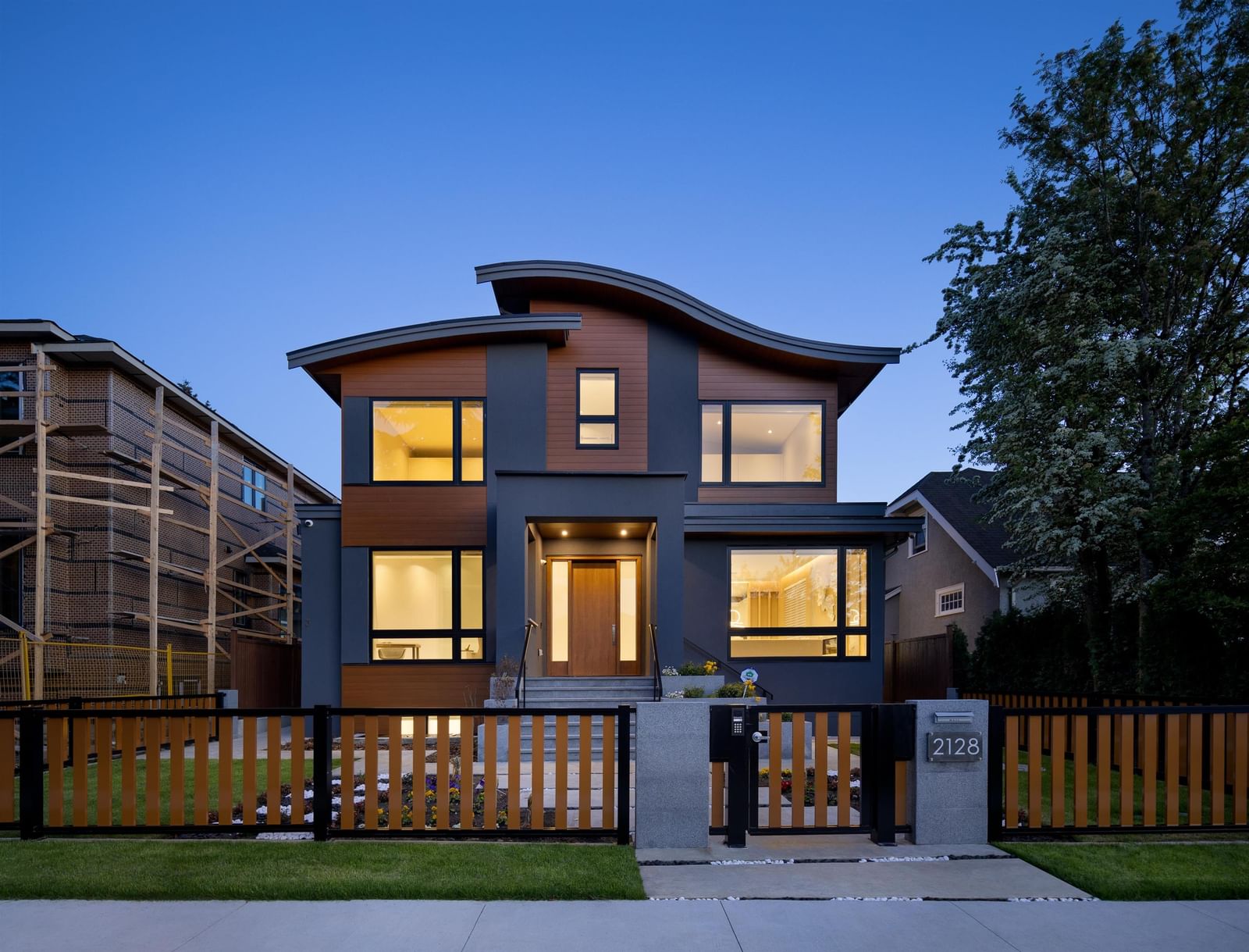 Listing Image 1