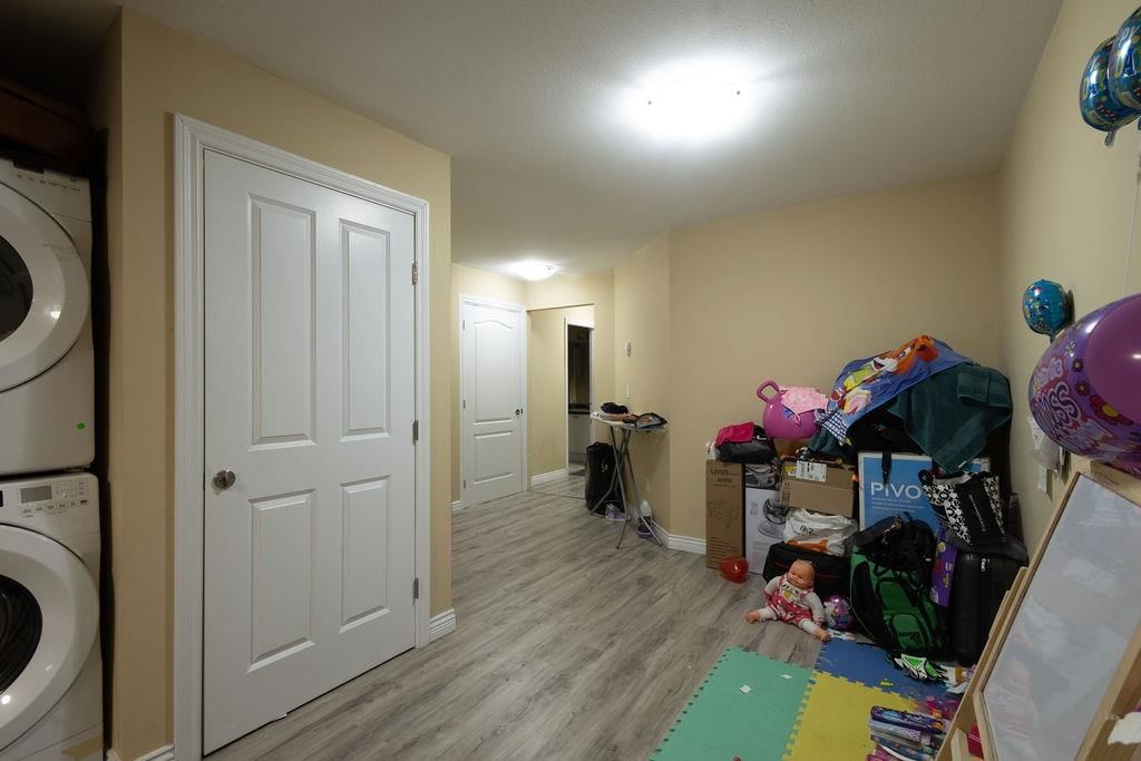 Listing Image 30