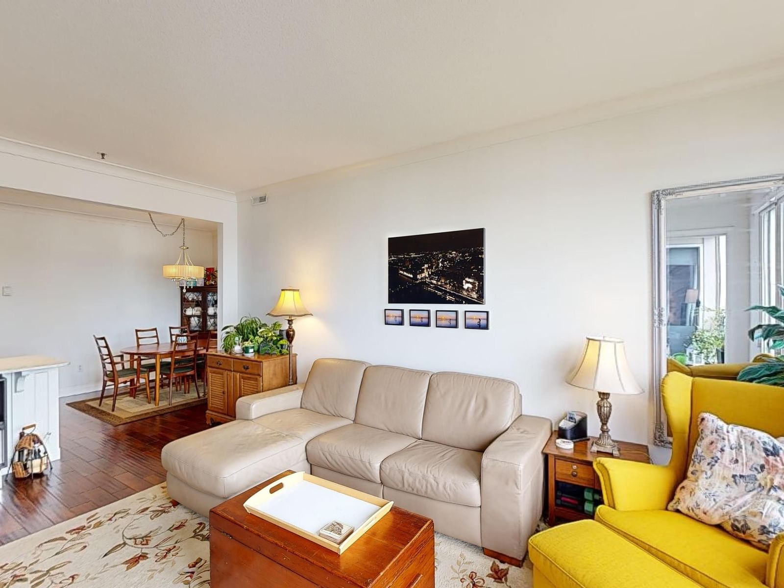 Listing Image 16