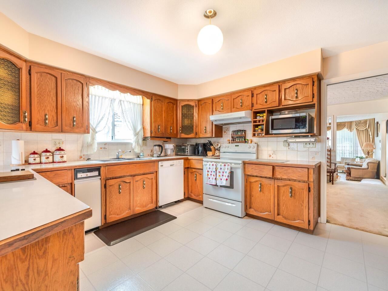 Listing Image 9