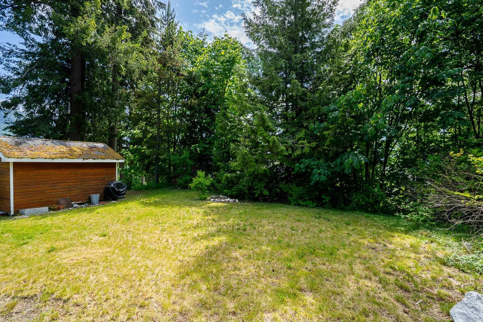 Listing Image 18