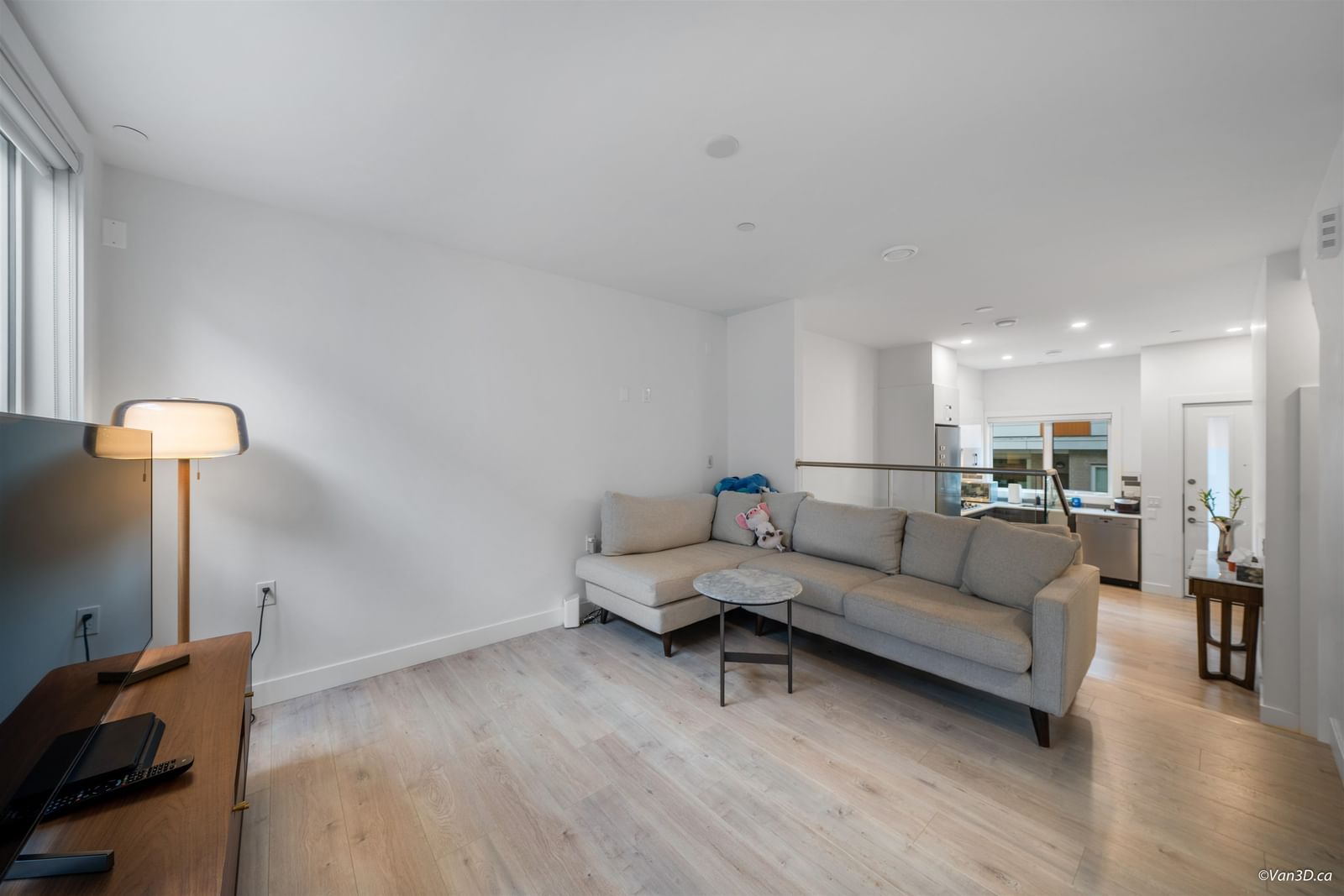 Listing Image 20