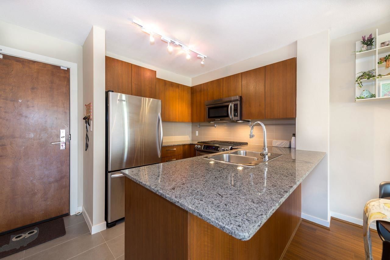 Listing Image 10