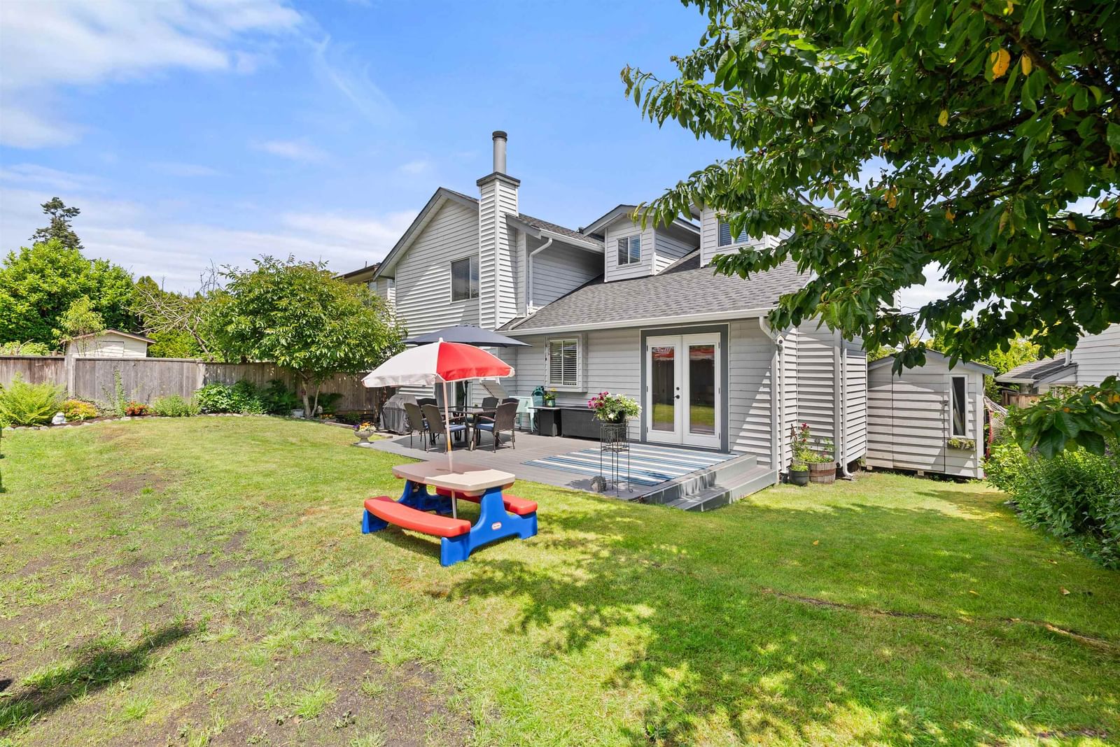 Listing photo 5