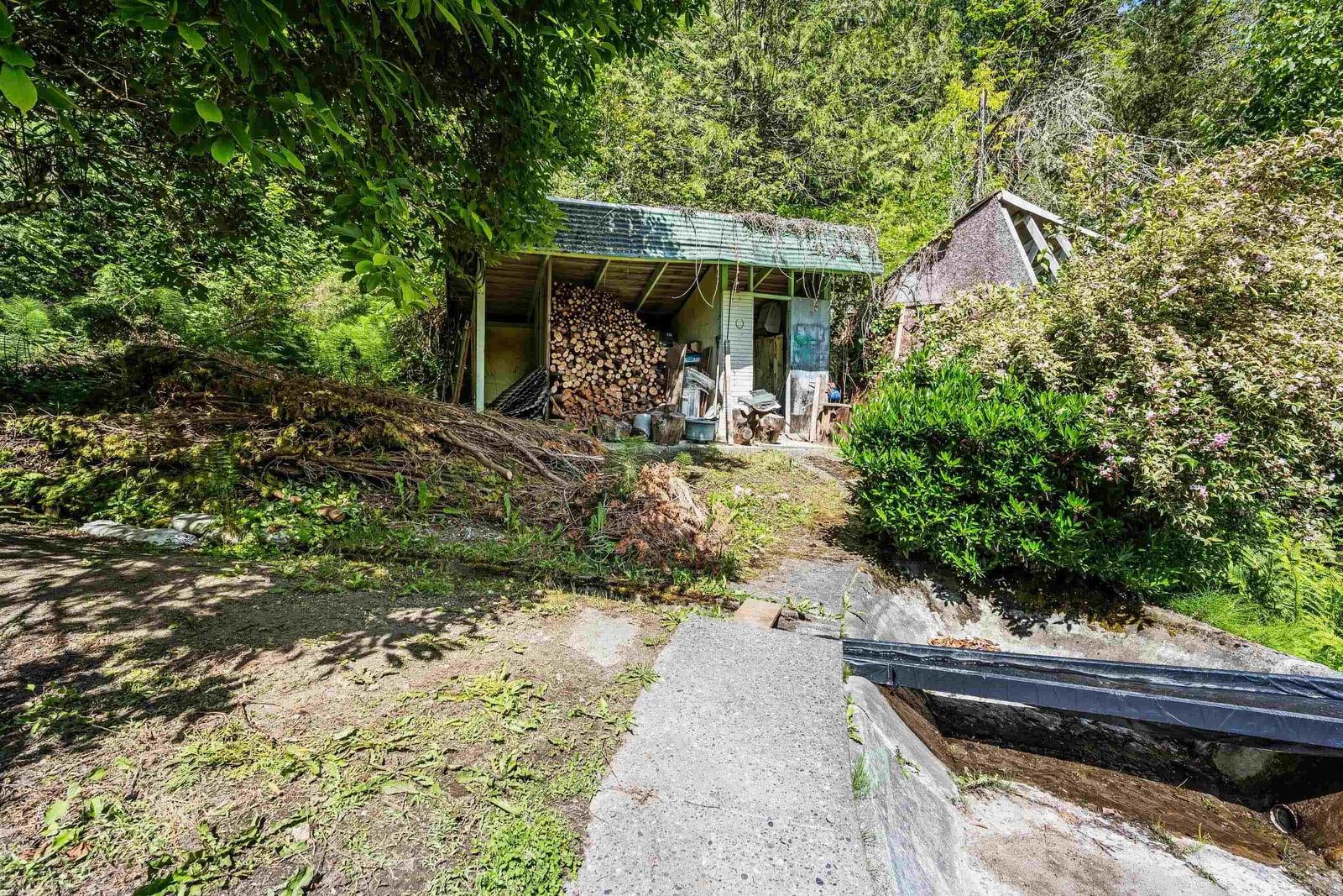 Listing Image 30