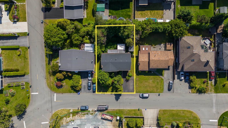 821 Prospect Street, Coquitlam, V3J 6E8 | Image 2