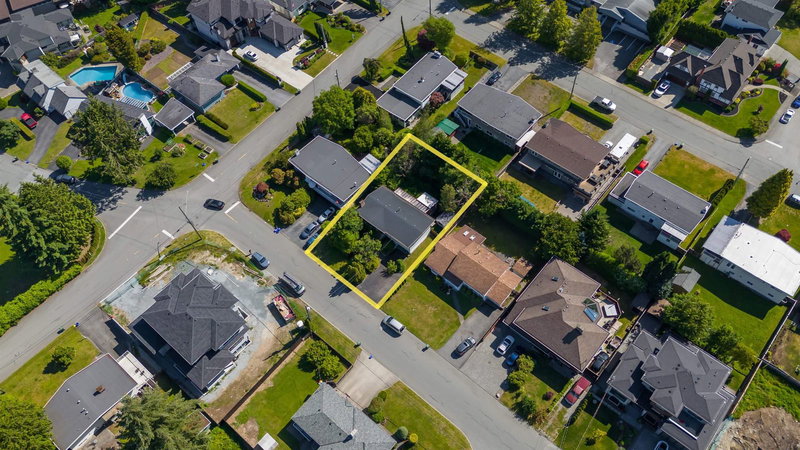 821 Prospect Street, Coquitlam, V3J 6E8 | Image 3