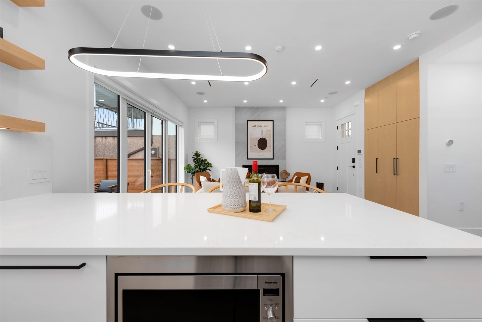 Listing Image 10