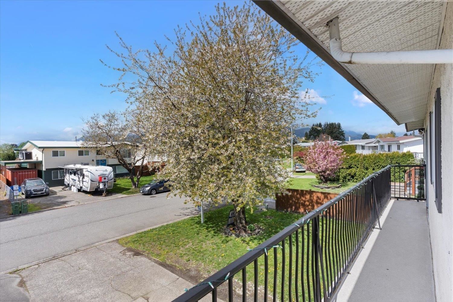 Listing Image 15
