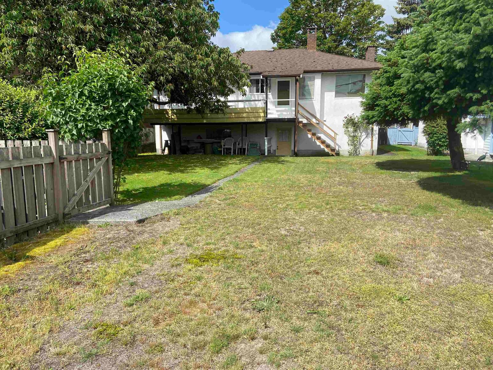Listing Image 16