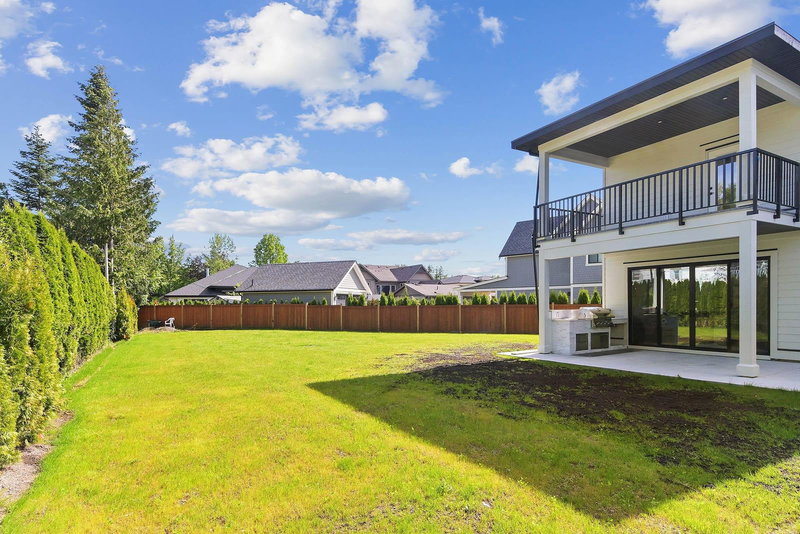 21956 45 Avenue, Langley, V3A 9H4 | Image 2