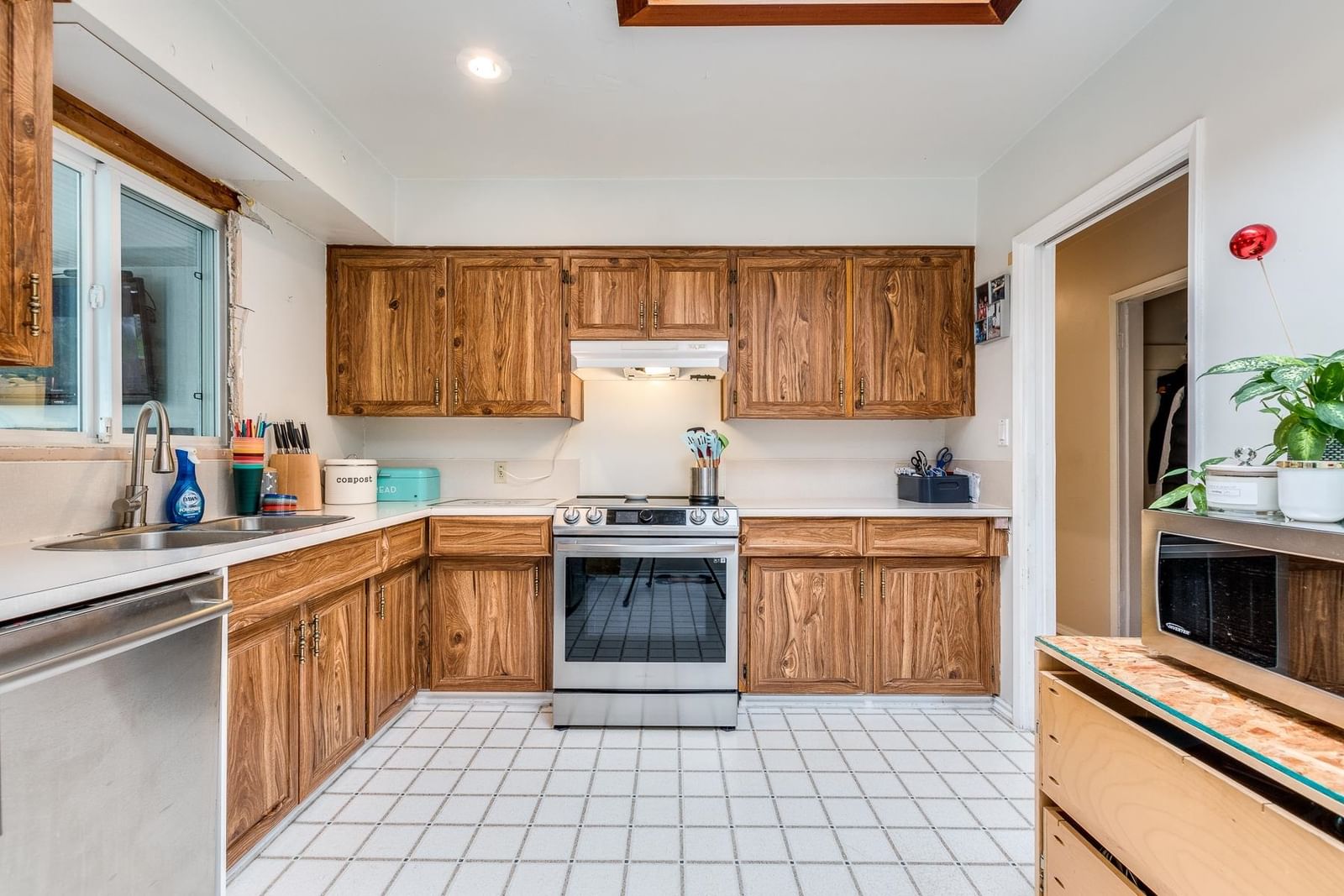 Listing Image 9