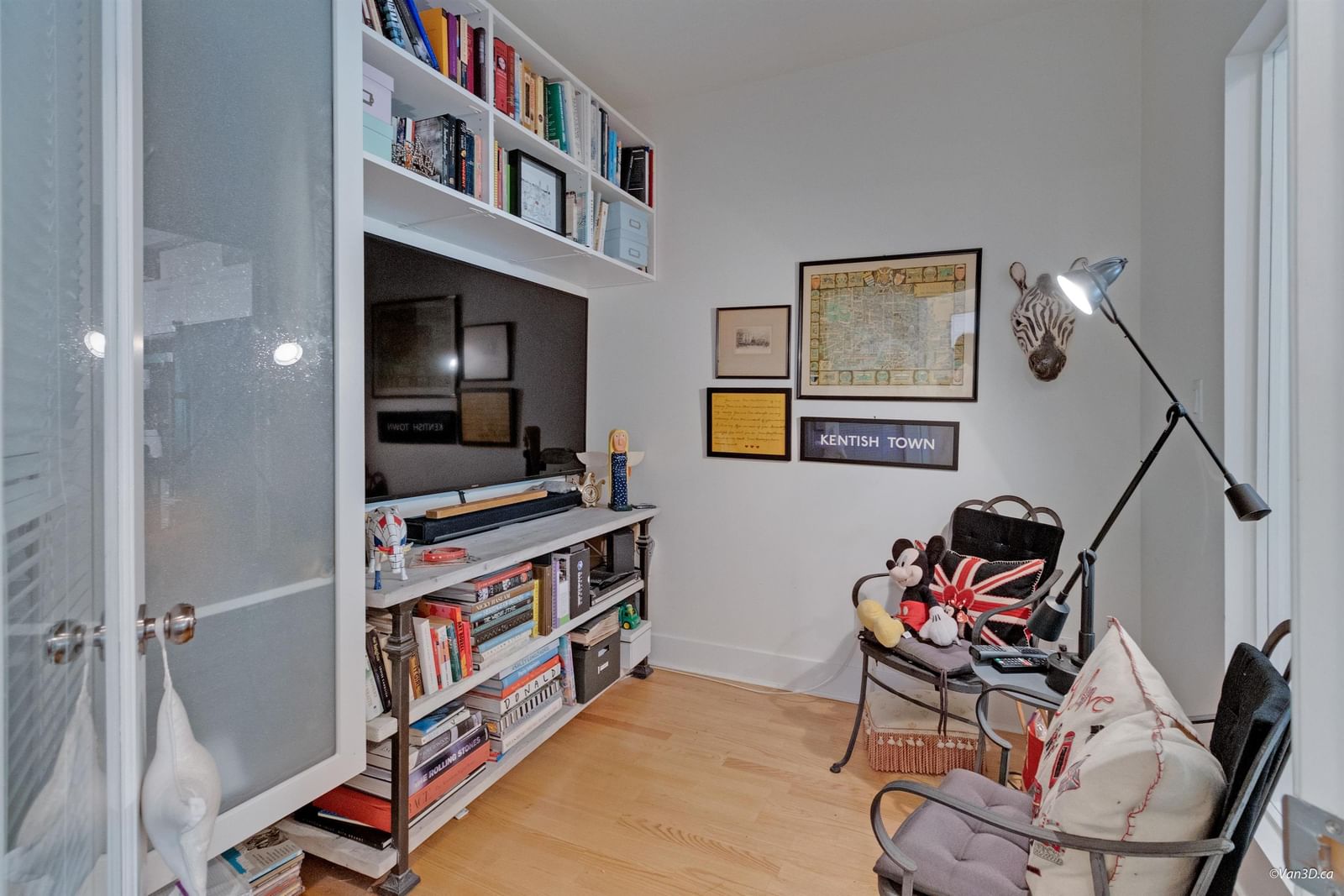 Listing Image 9