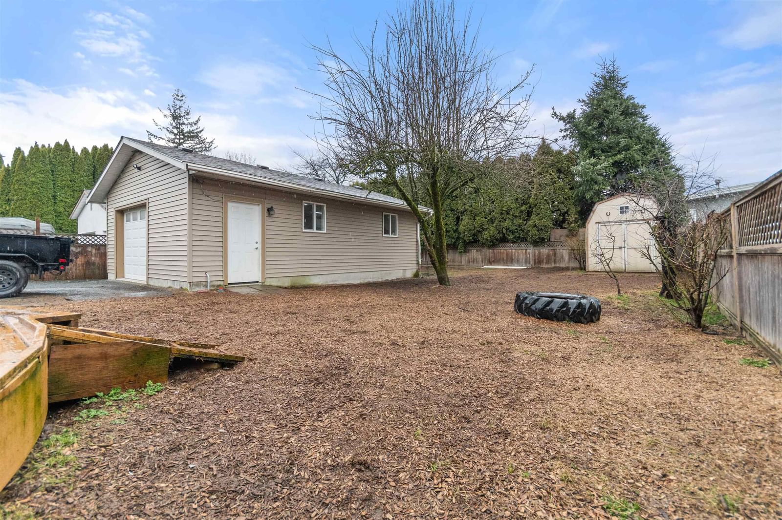 Listing Image 16