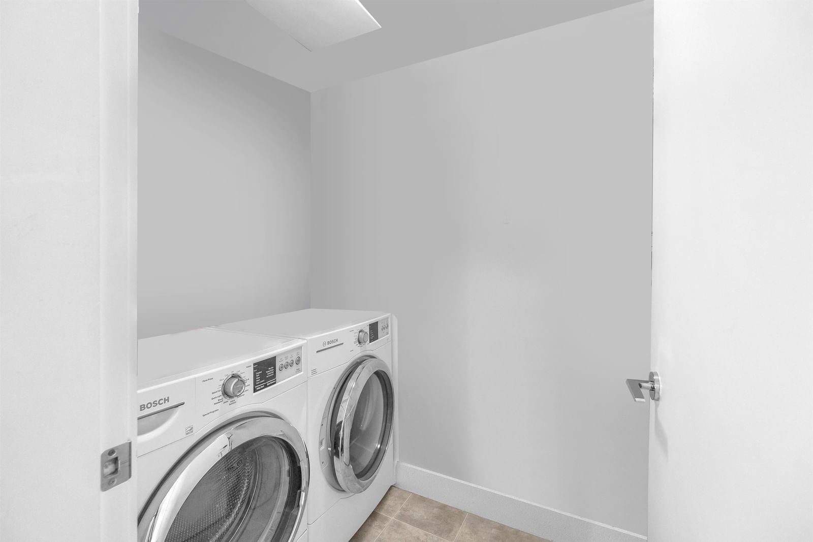 Listing Image 30