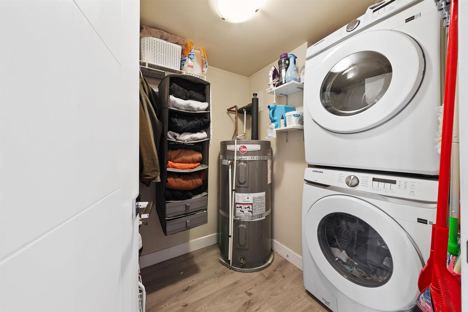 Listing Image 18