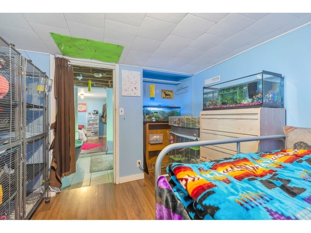 Listing Image 21