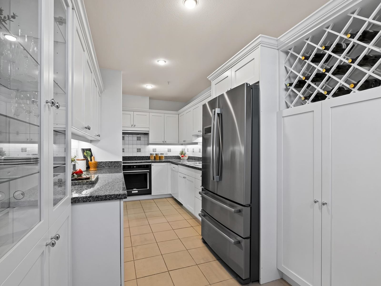 Listing Image 14