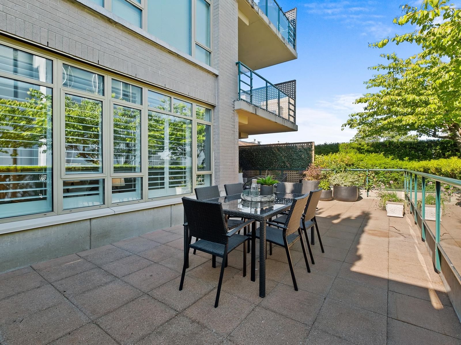 Listing Image 9