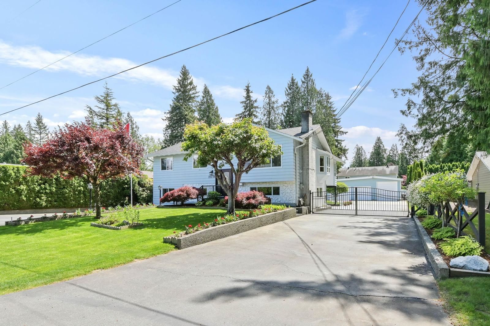 Listing Image 19