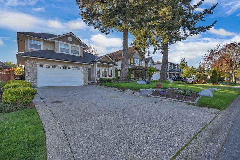 1911 140a Street, Surrey, V4A 7Z9 | Image 2