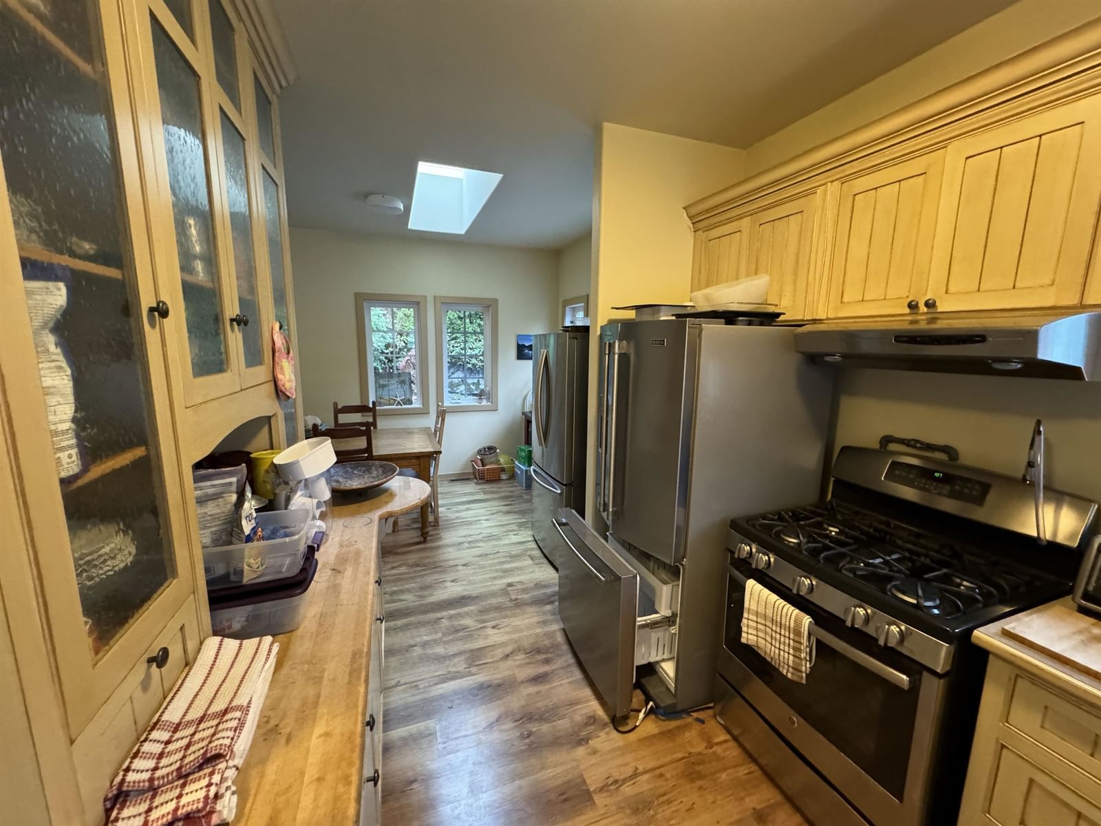 Listing Image 12