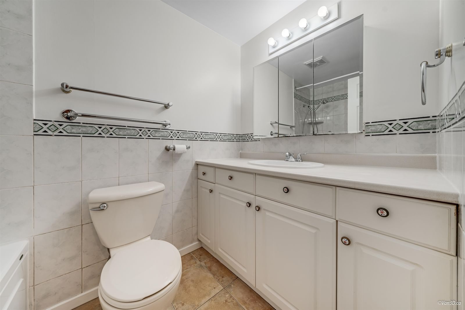Listing Image 16