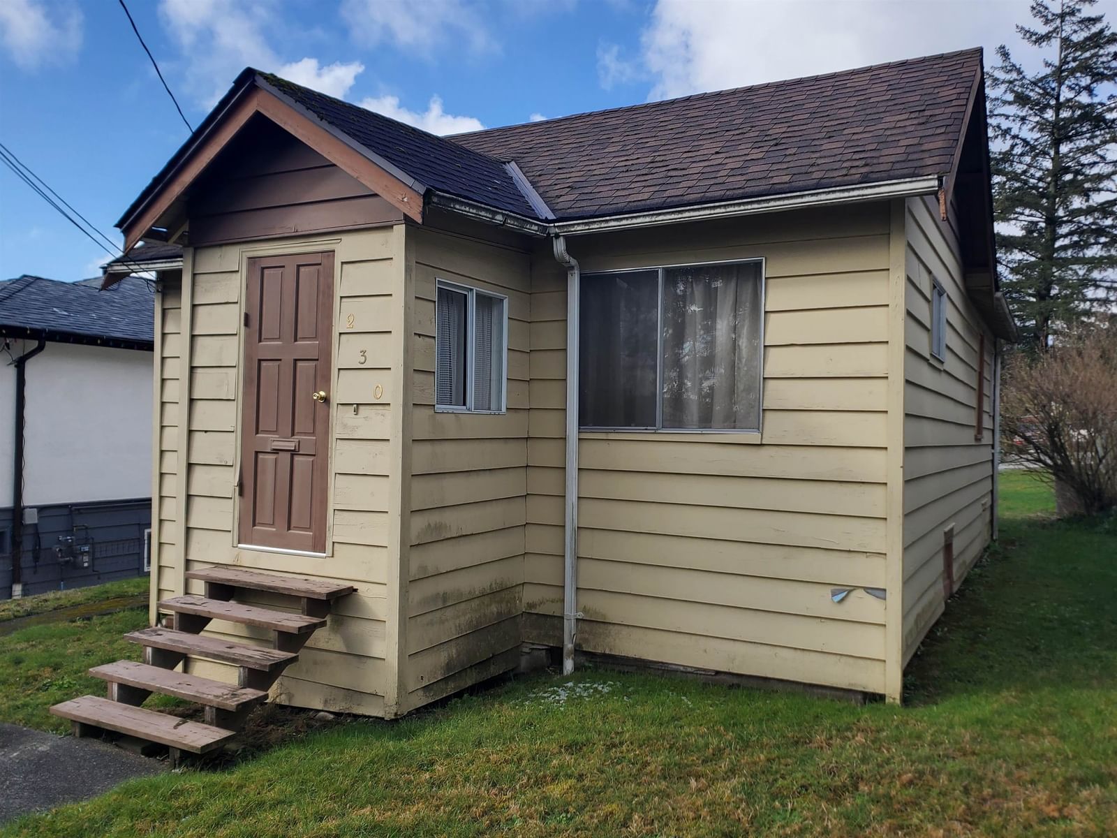 Listing Image 6