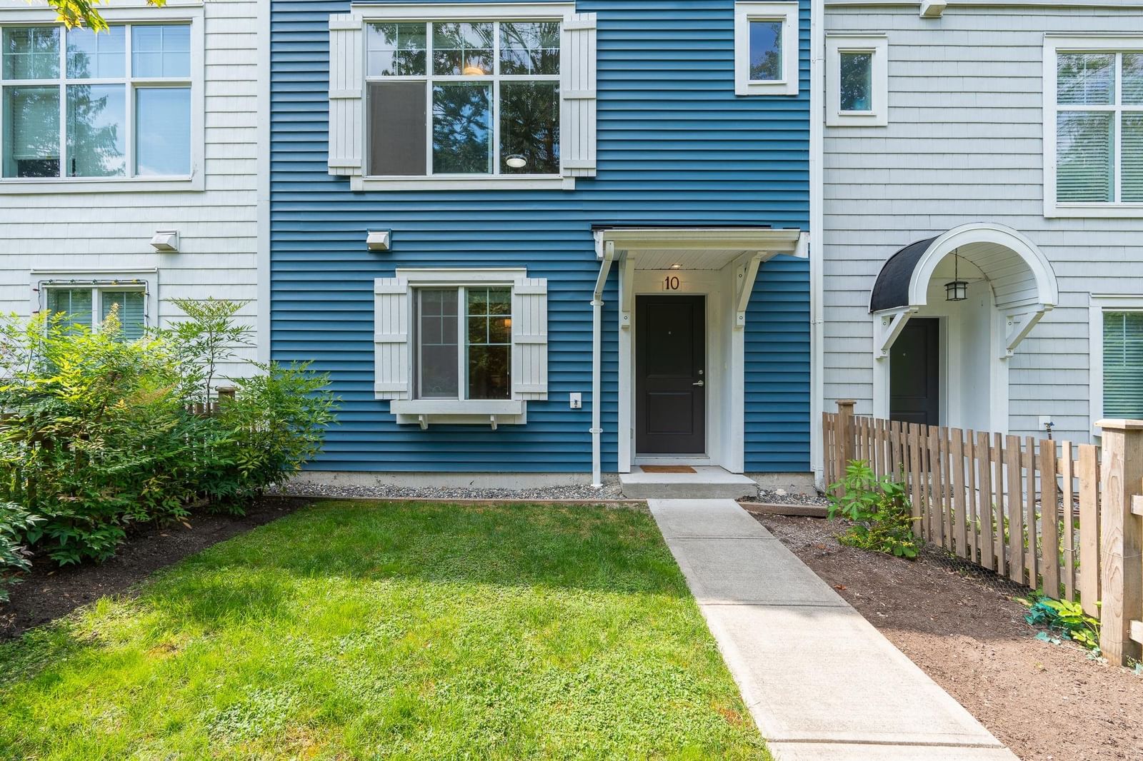 Listing Image 6