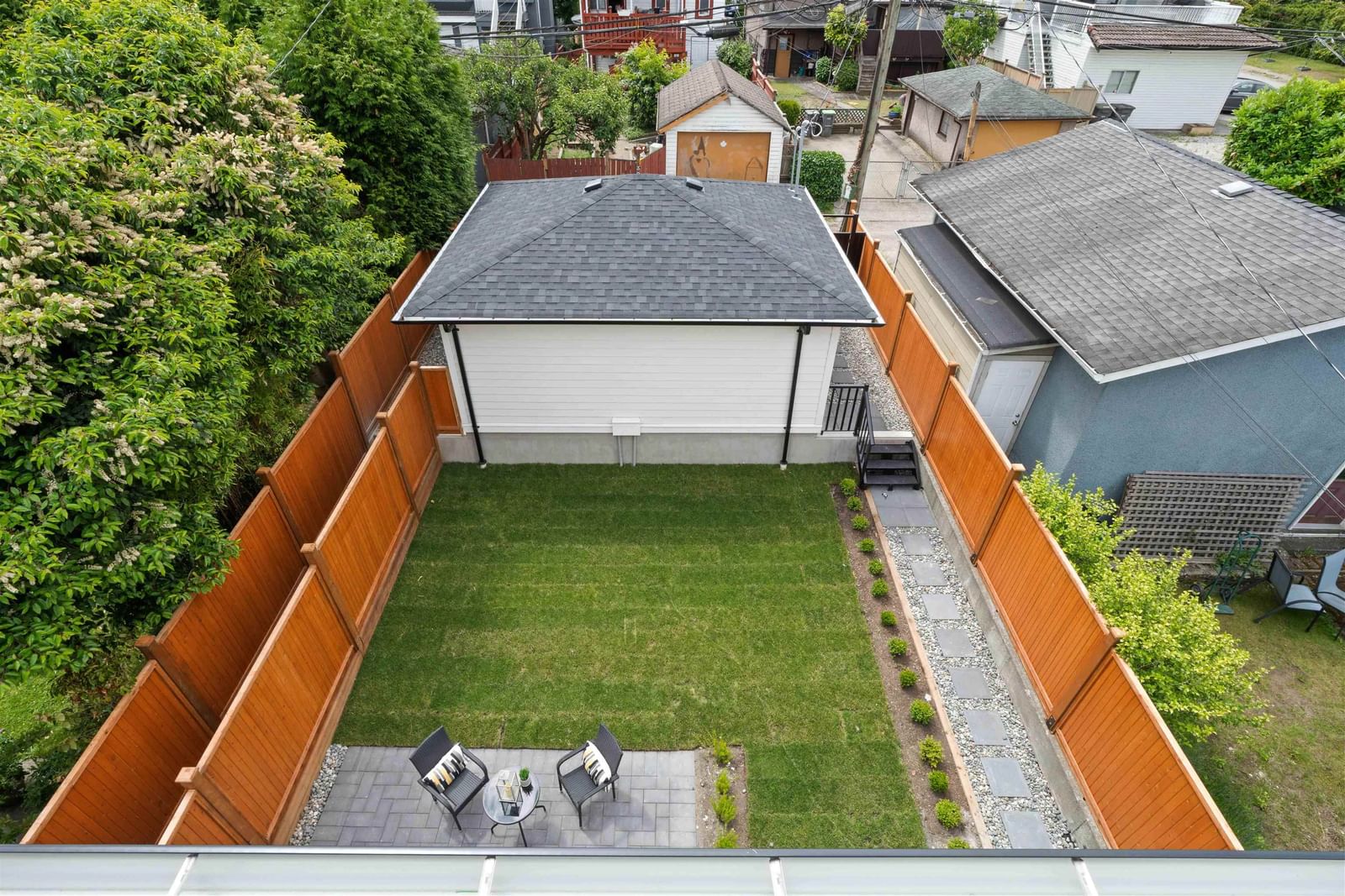 Listing Image 30