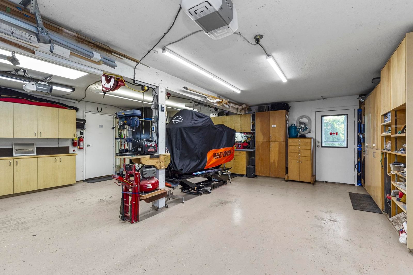 Listing Image 32