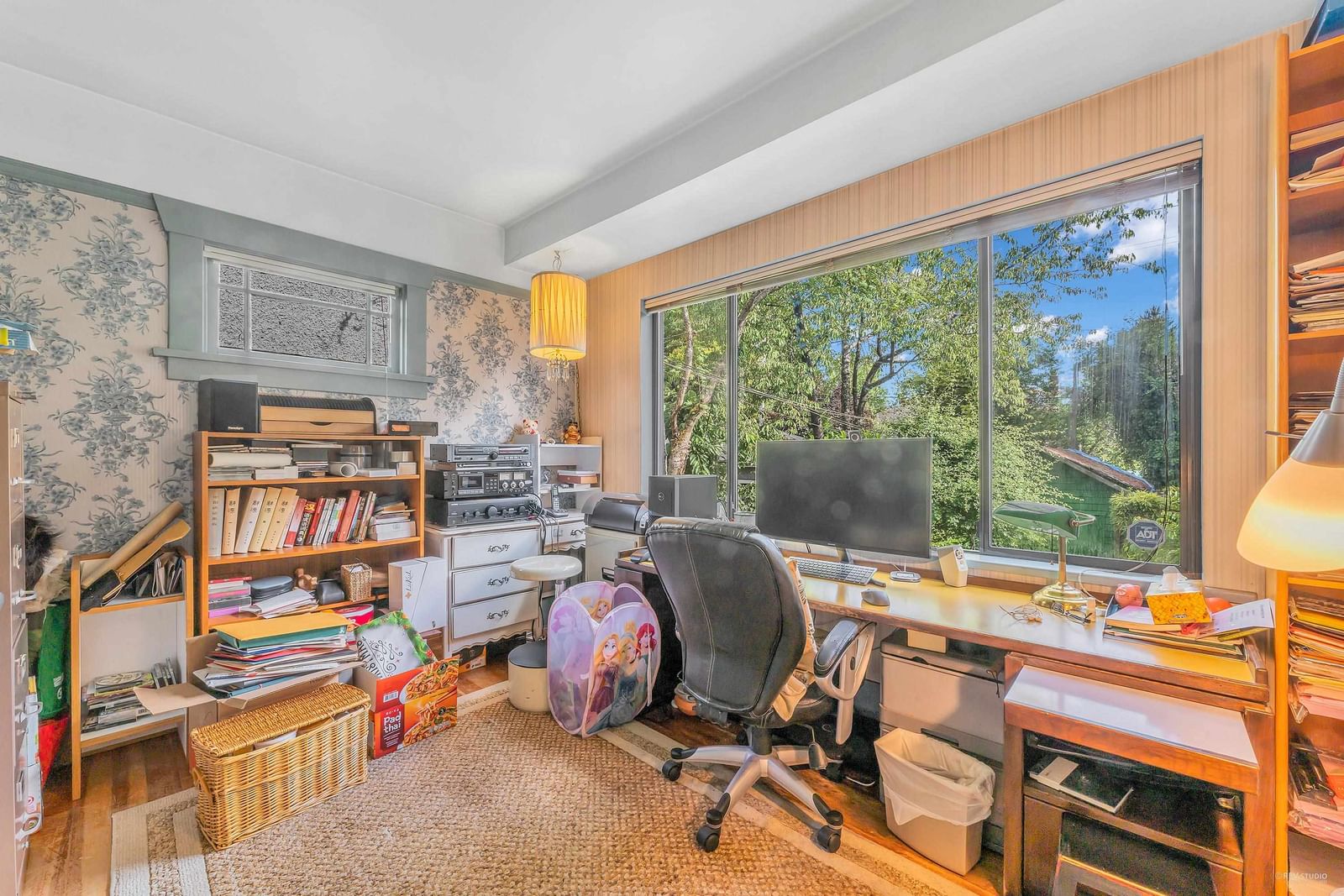 Listing Image 22