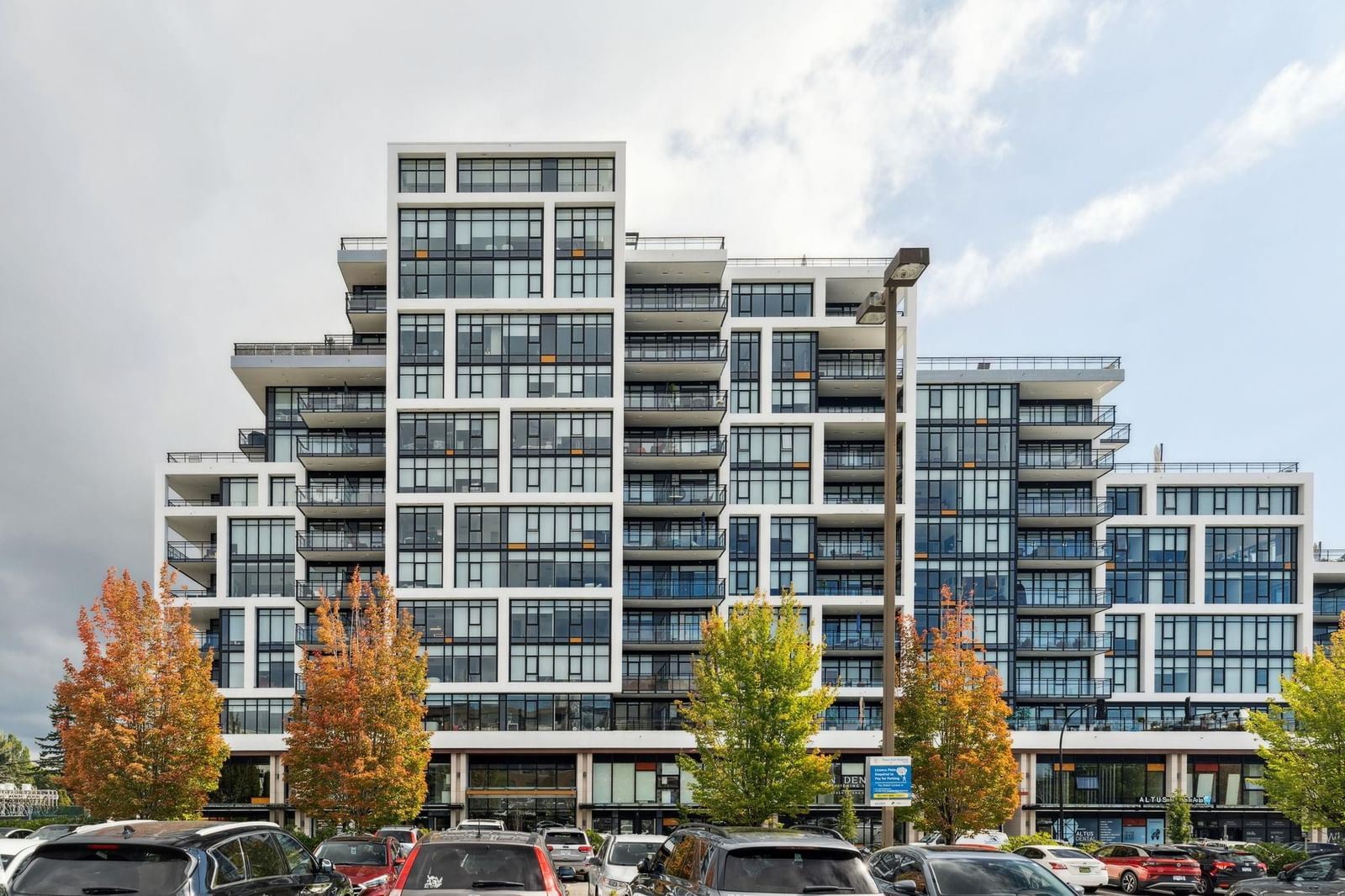 Listing Image 6