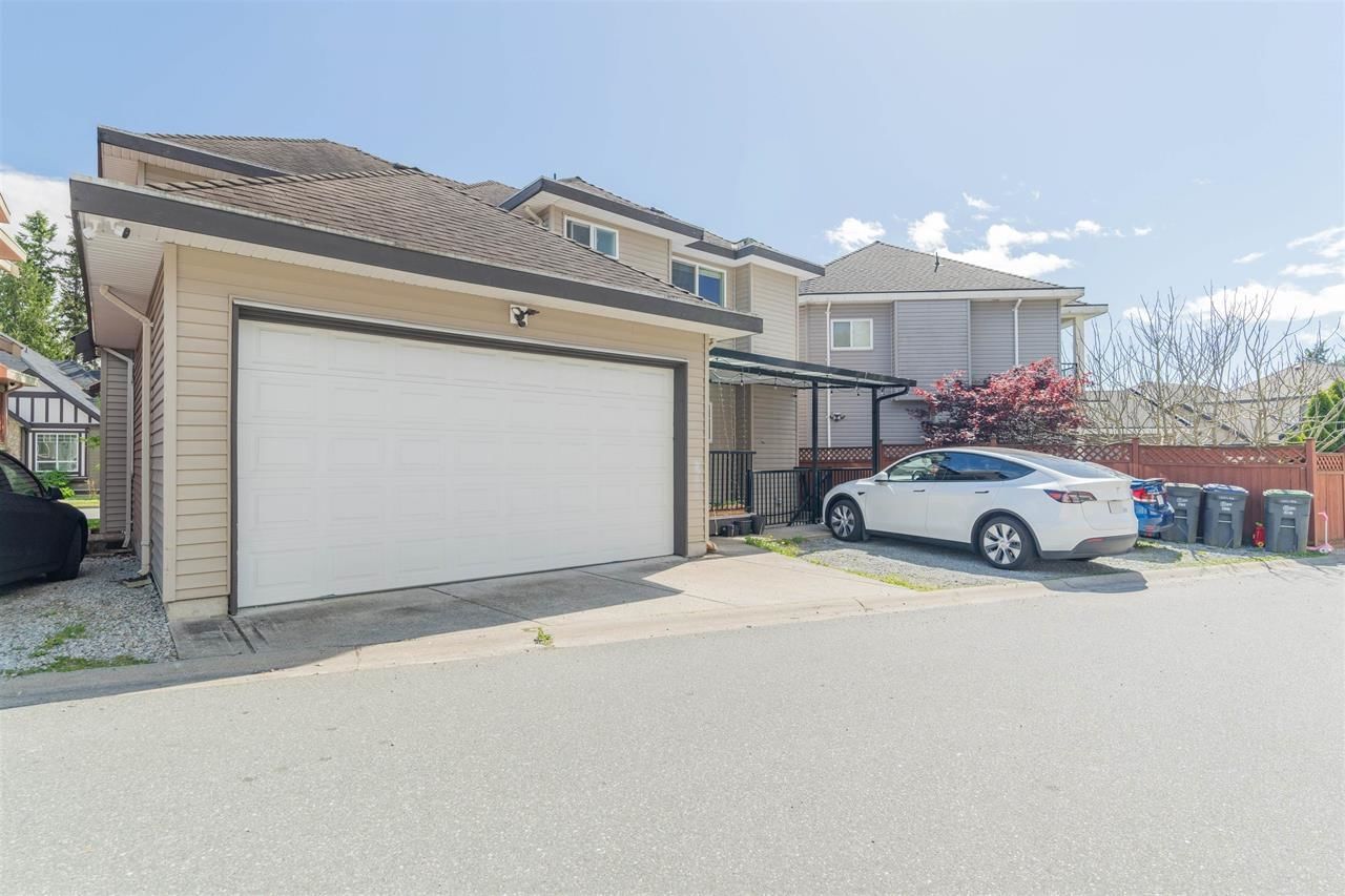 Listing Image 32