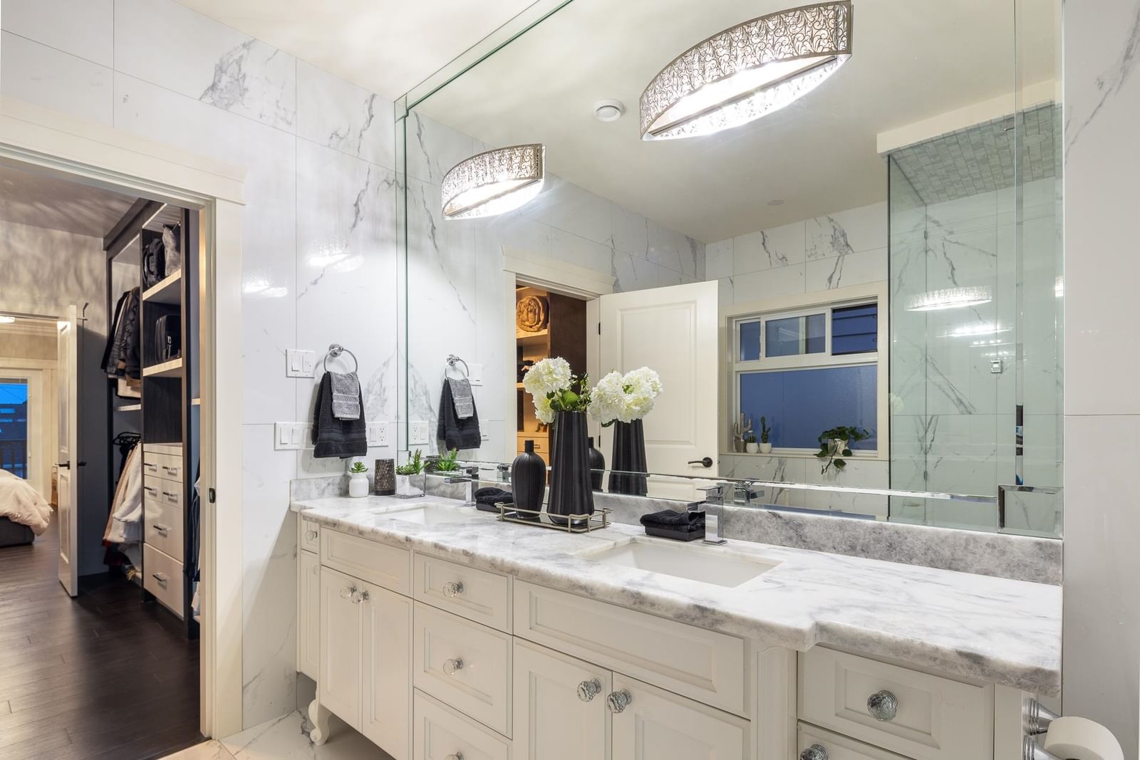 Listing Image 28