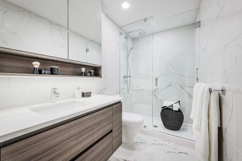 1307 - 823 Carnarvon Street, New Westminster, V3M 1E9 | Image 2