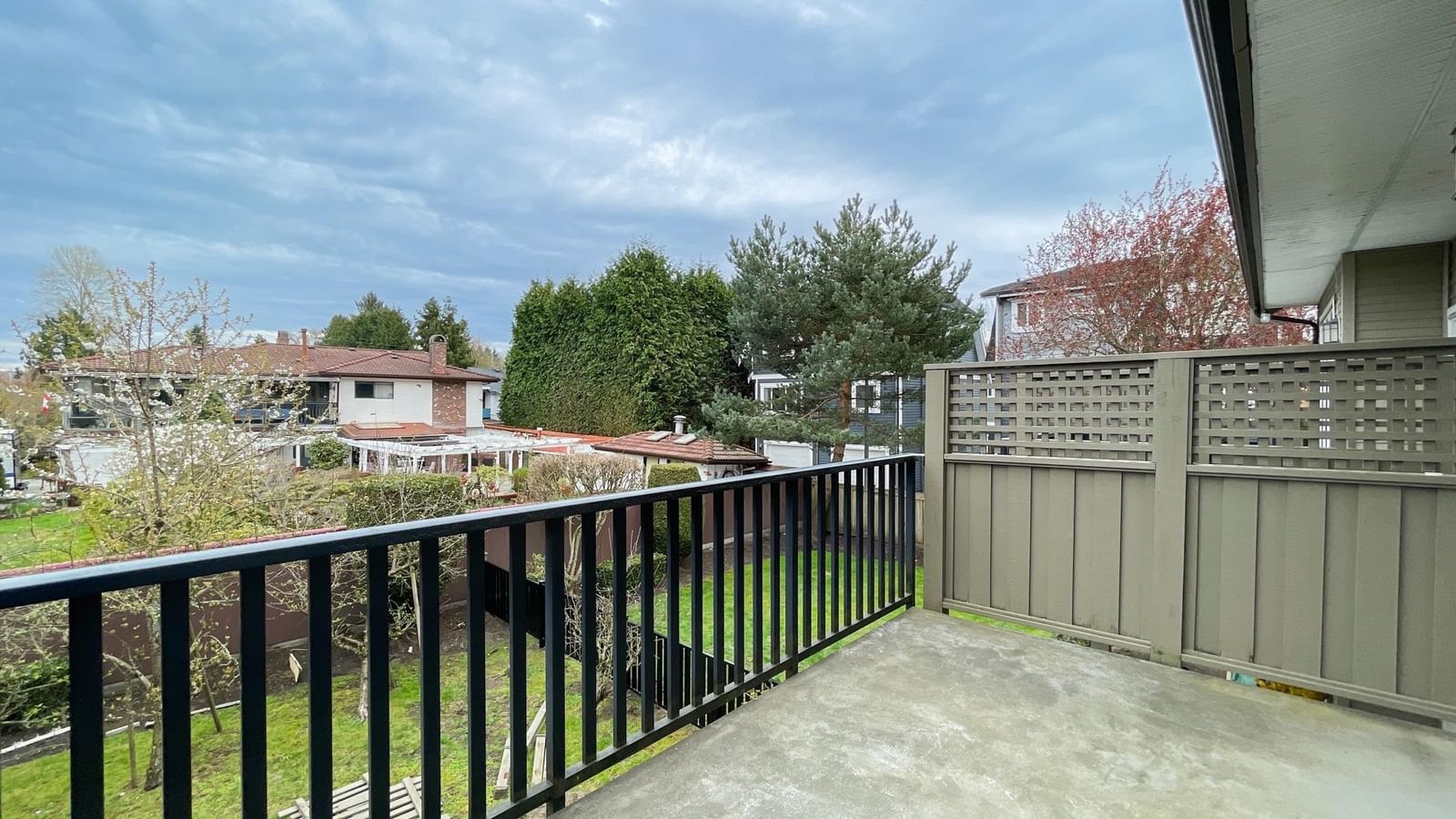 Listing Image 28