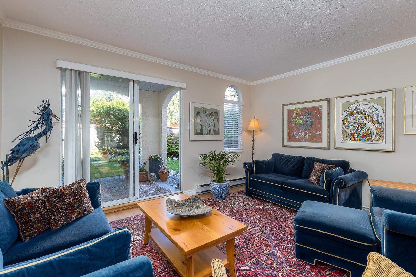 Listing Image 19