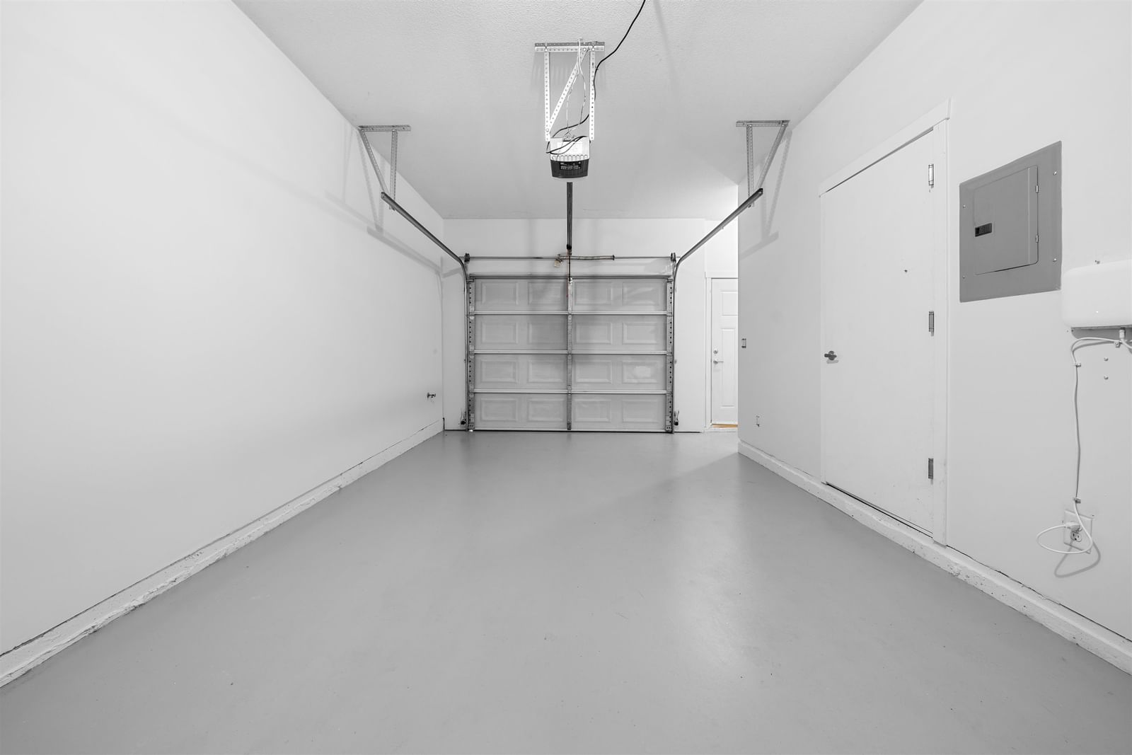 Listing Image 27