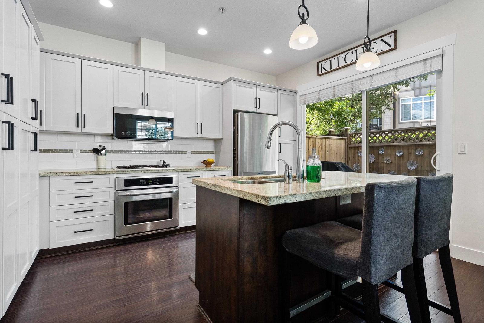 Listing Image 15
