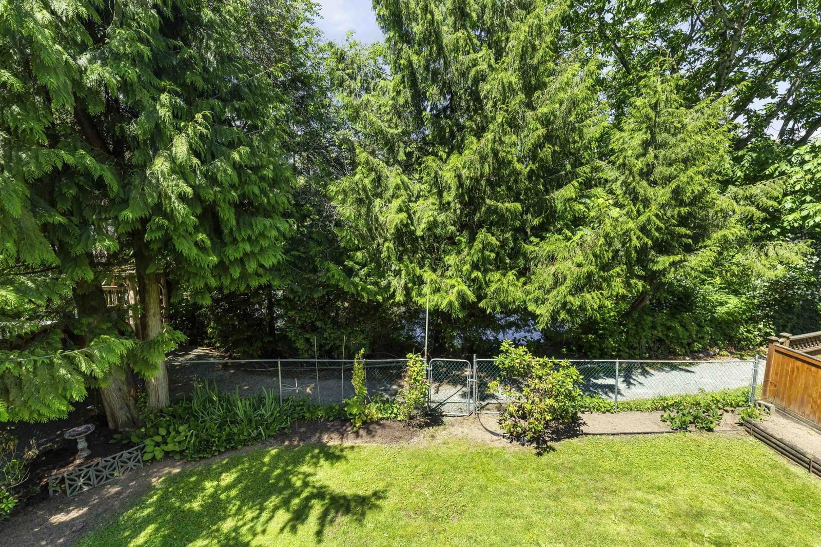 Listing Image 32