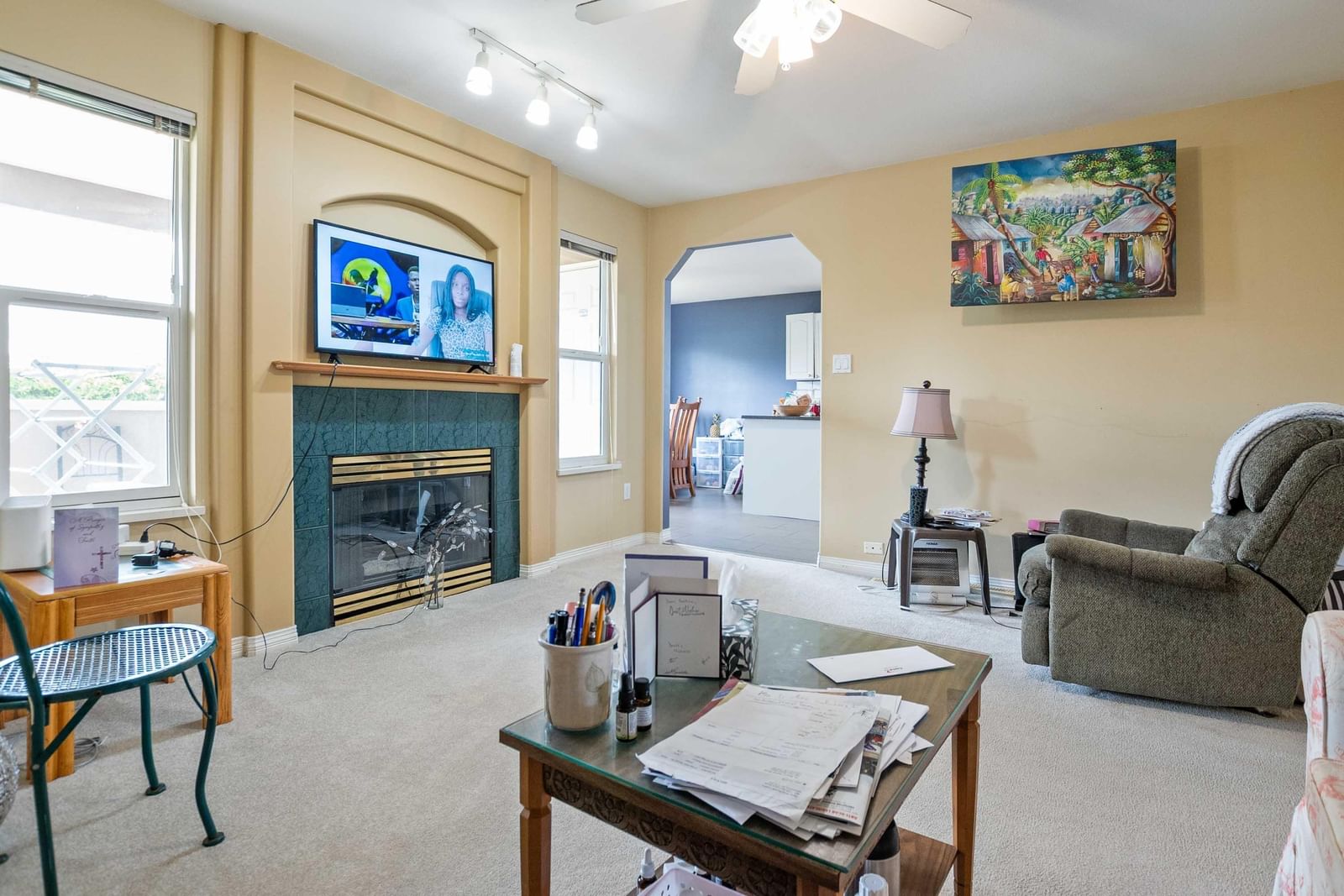 Listing Image 12